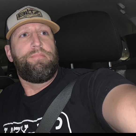 A Broken Southern Charm - Picture 1 of 2